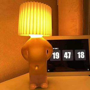 👦💡A Little Shy Man Creative Lamp